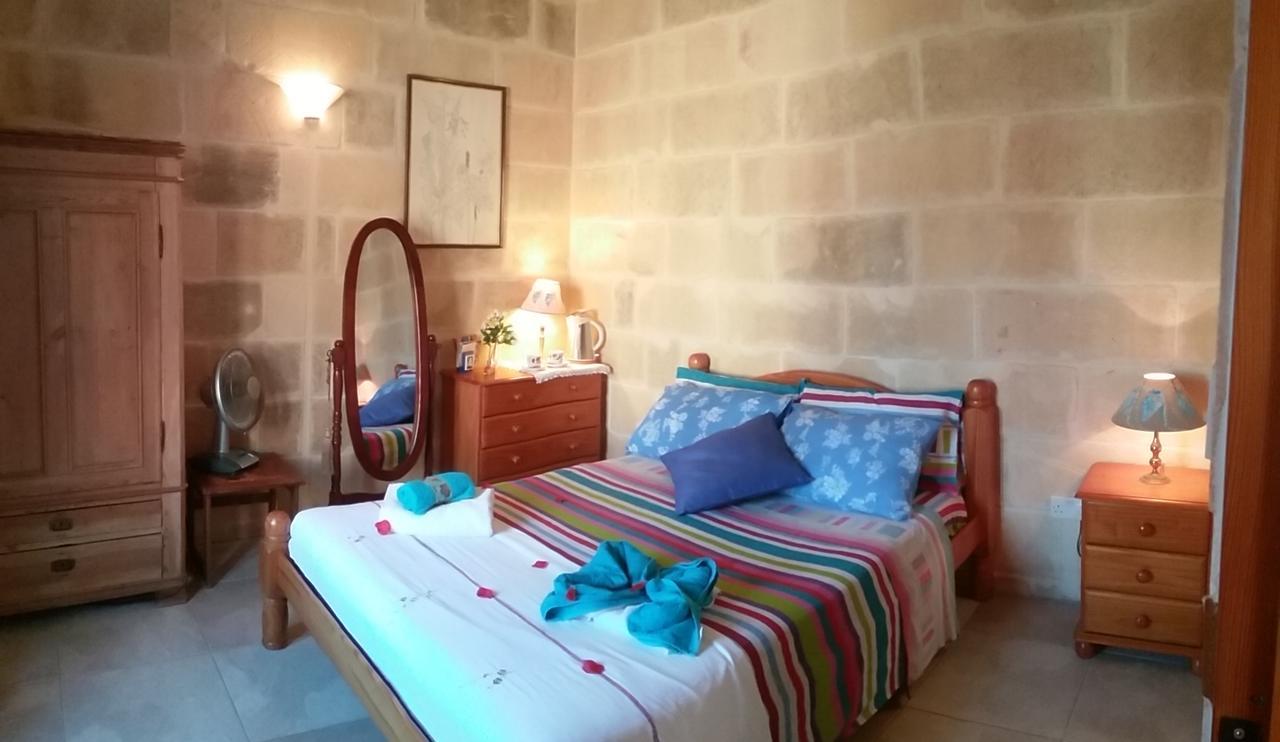 Romeo E Giulietta B&B Għarb Esterno foto